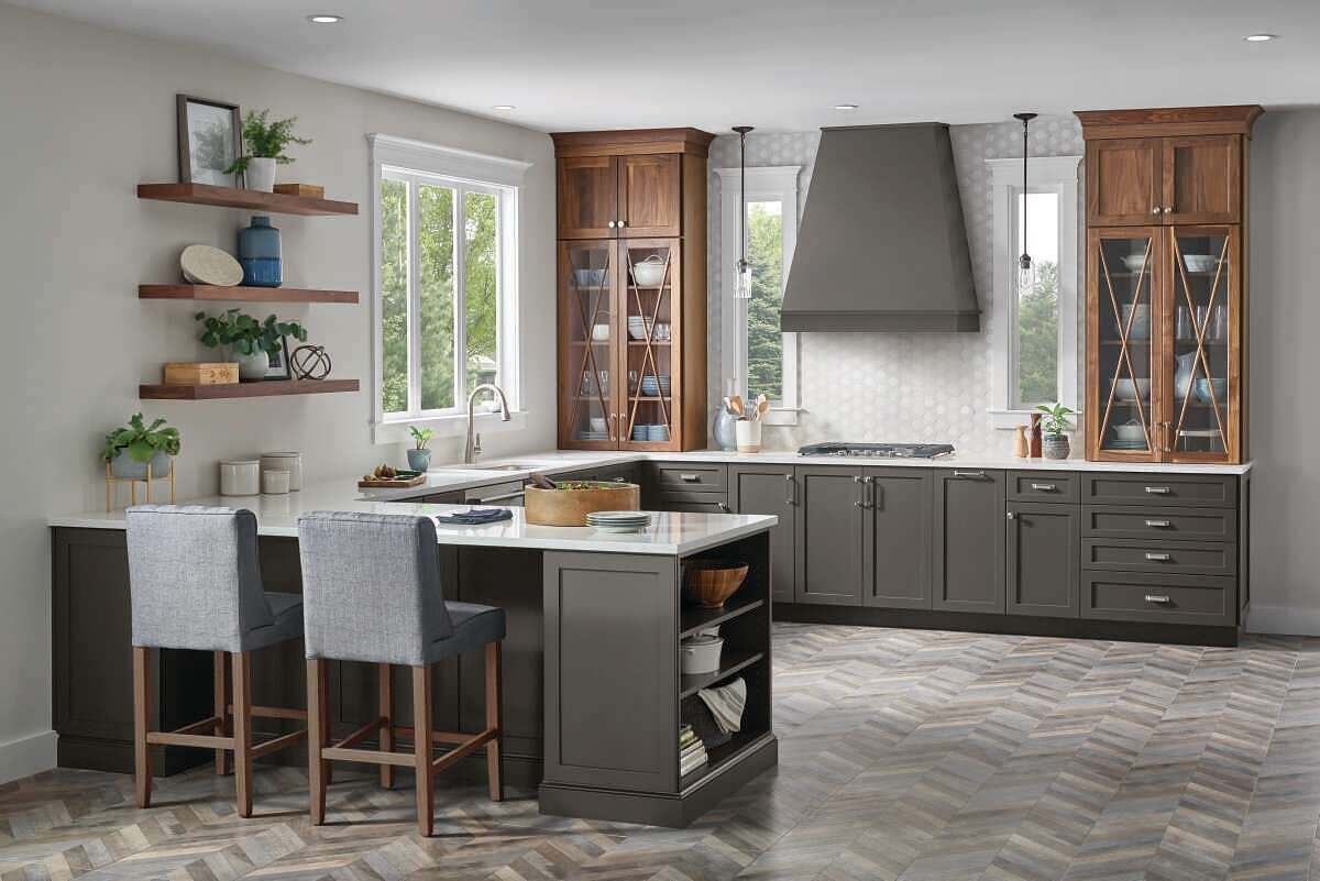 Timeless Transitional Kitchen Design | Serenade Cabinetry